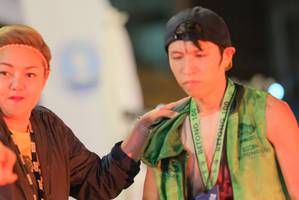 BIB: 100
                            <button type="button" onclick="openModal(21772763)" class="btn btn-primary btn-sm float-right btn-popup" data-toggle="modal" data-target=".modal-high-quality">
                        <i class="fas fa-shopping-cart"></i> Add to Cart
                    </button>
                                            <button type="button" onclick="isThisMe(21772763, true)" class="btn btn-success btn-sm float-right btn-popup btn-isme hidden" data-toggle="tooltip" data-placement="bottom" title="นี่คือรูปของคุณใช่ไหม คลิกที่นี่เพื่อเอาเข้าอัลบั้ม">
                        <i class="fas fa-plus"></i> Add to album
                    </button>
                    <button type="button" onclick="isThisMe(21772763, false)" class="btn btn-warning btn-sm float-right btn-popup btn-isnotme hidden">
                        <i class="fas fa-ban"></i> Remove from album
                    </button>